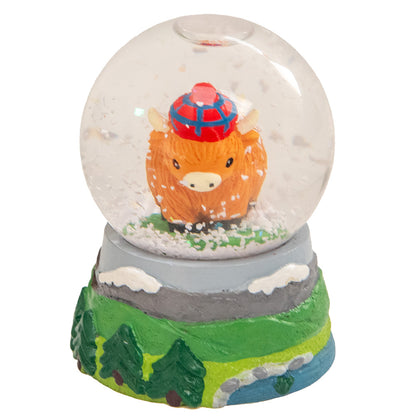 Highland Coo Snowglobe